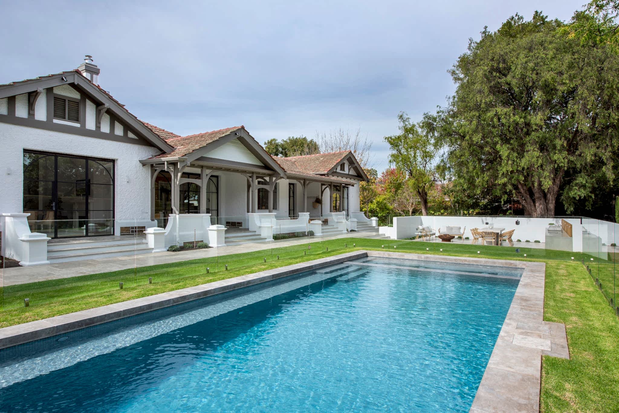 Belltunga Award Winning Builder Adelaide Craig Linke Exterior Pool Toorak Gardens