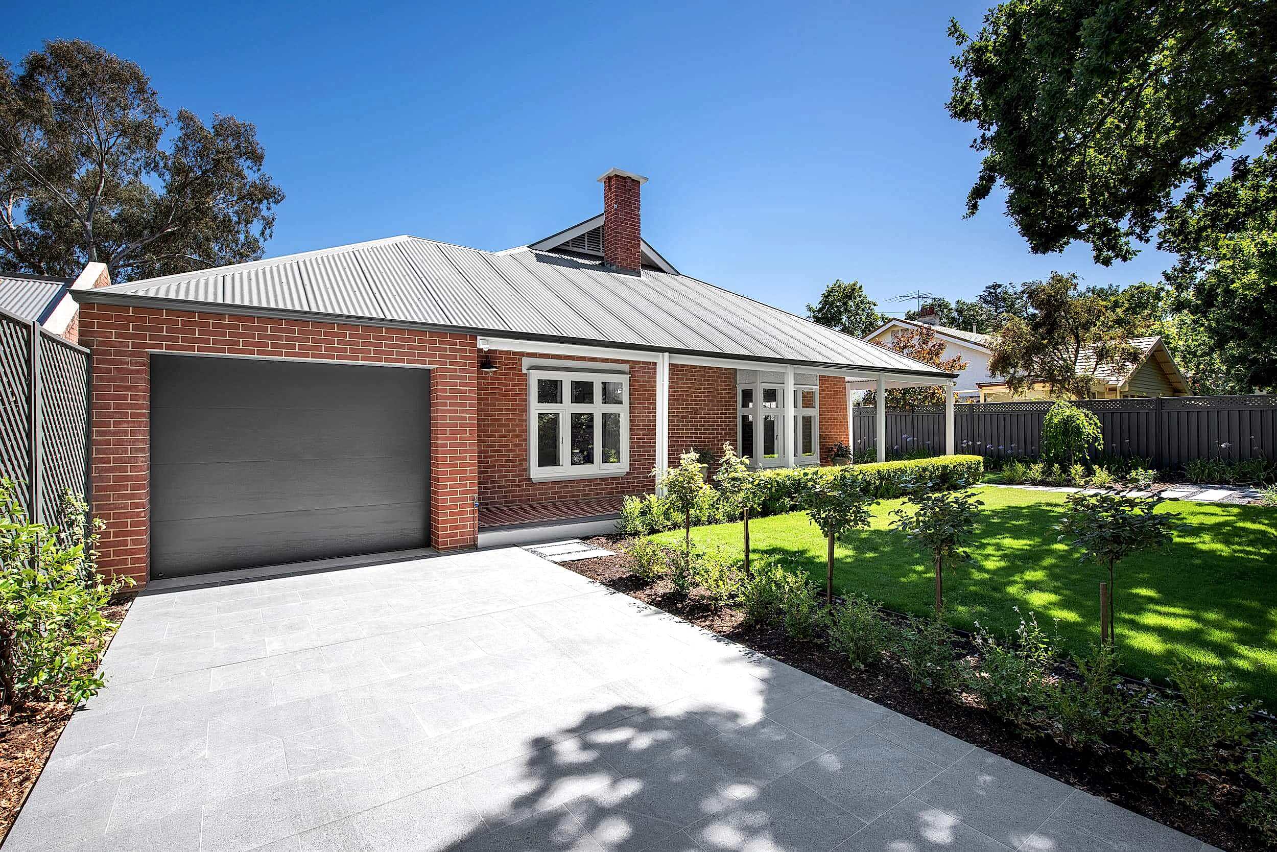 Weybridge House Adelaide Builder Unley Park Exterior Garage Verandah