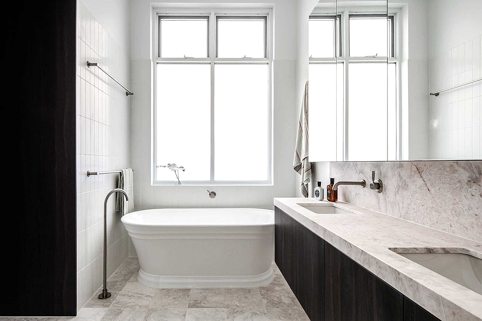 Villa Kolam Hyde Park Adelaide Craig Linke Interior Bathroom